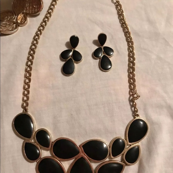 Premier Design Set - Picture 2 of 2